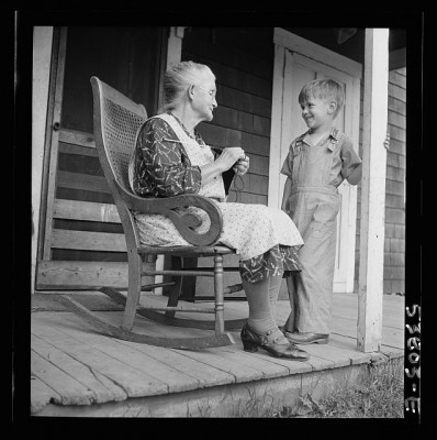 Marilyn Olmsley with her grandson. July, 1942. Courtesy Library of Congress.